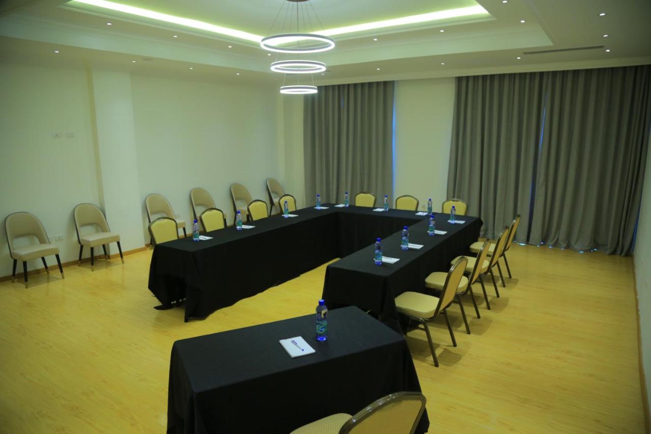 Check Inn Hotel Adis Abeba Exterior foto